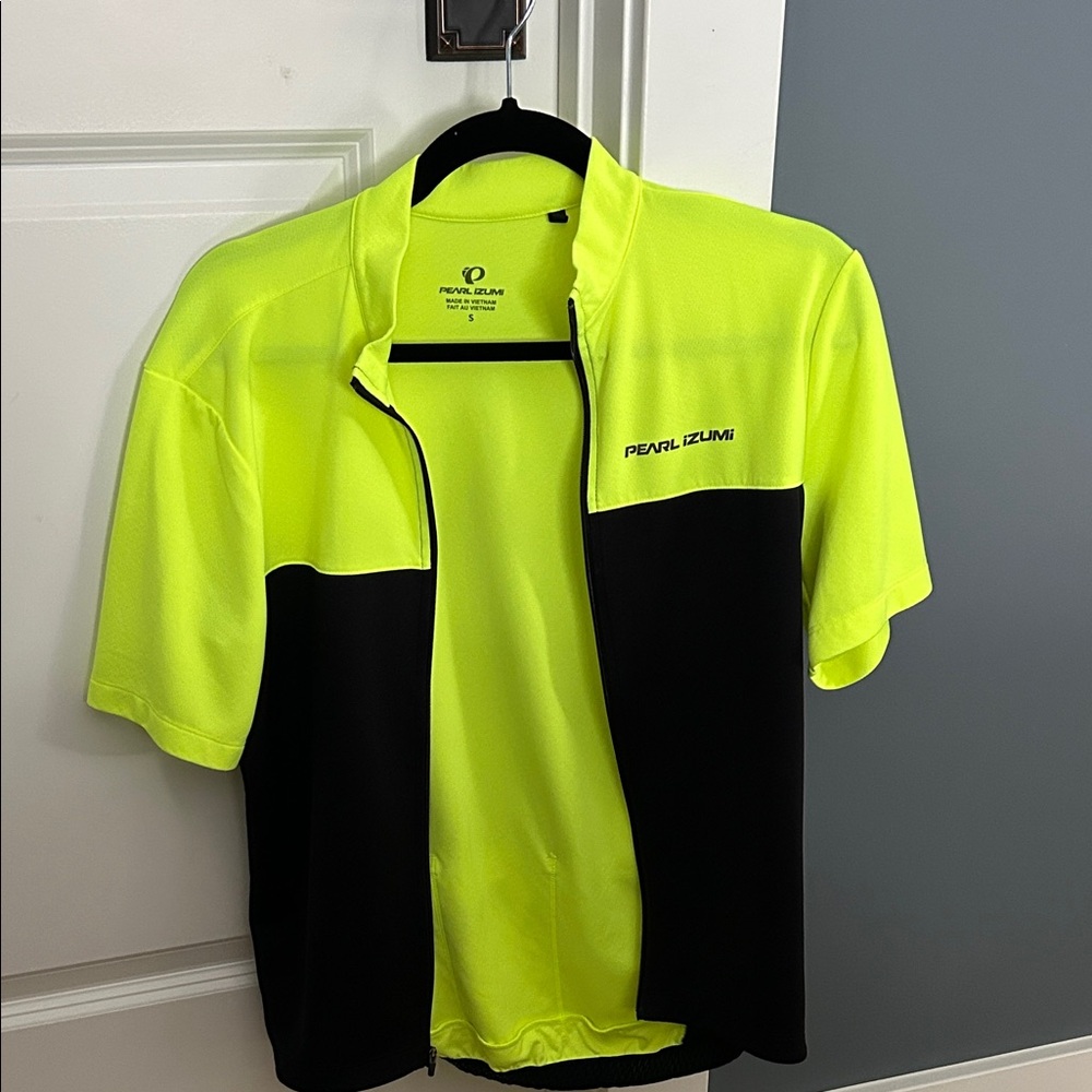 Pearl Izumi Bright Yellow and Black Cycling Top